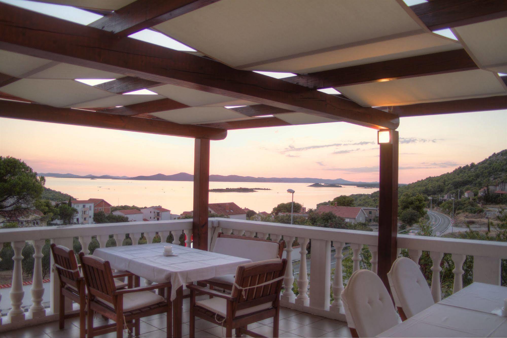 Hotel Stipe Drage Εξωτερικό φωτογραφία